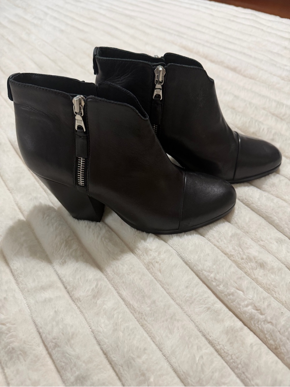 rag & bone Black Leather Side-Zip Ankle Booties